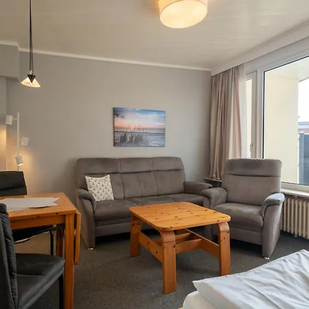 Haus Sonnenwinkel 10 *